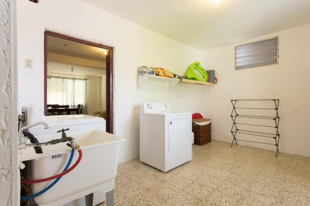 Appartamento Chill Family And Friend Escape With Wrap Around Porch Rio Grande Esterno foto