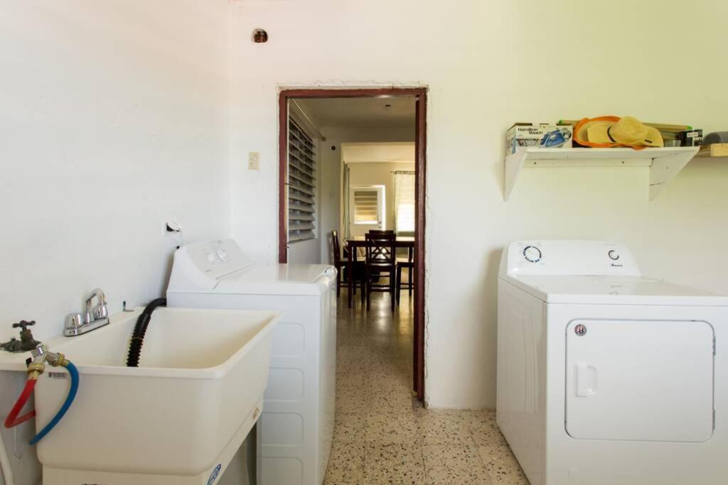 Appartamento Chill Family And Friend Escape With Wrap Around Porch Rio Grande Esterno foto